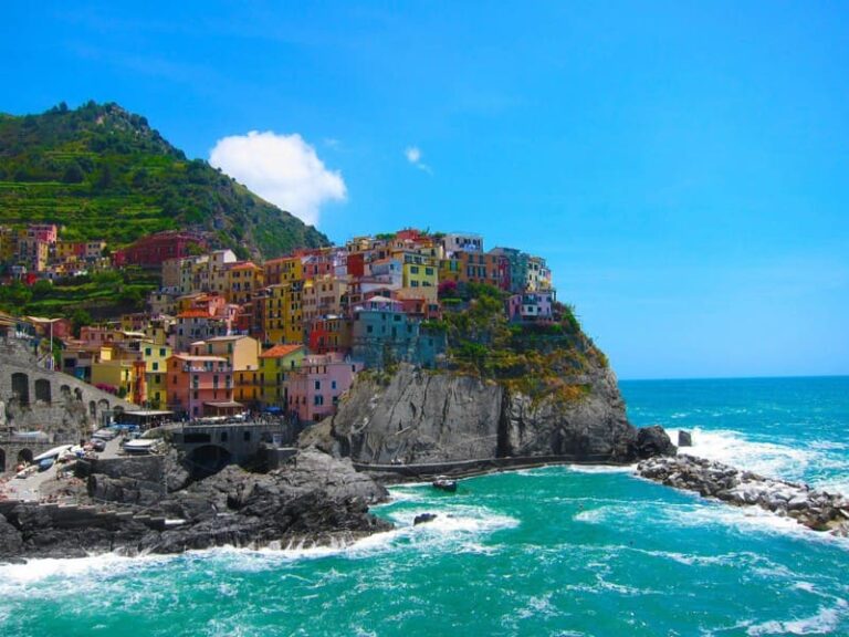 most-beautiful-villages-in-italy-best-towns-to-visit-in-italy-trip-plan